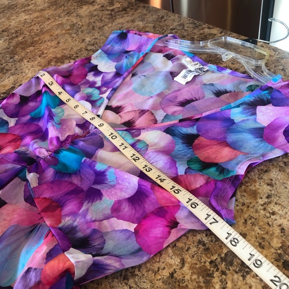 Profile by Gottex Floral Beach Coverup - Picture 2 of 14